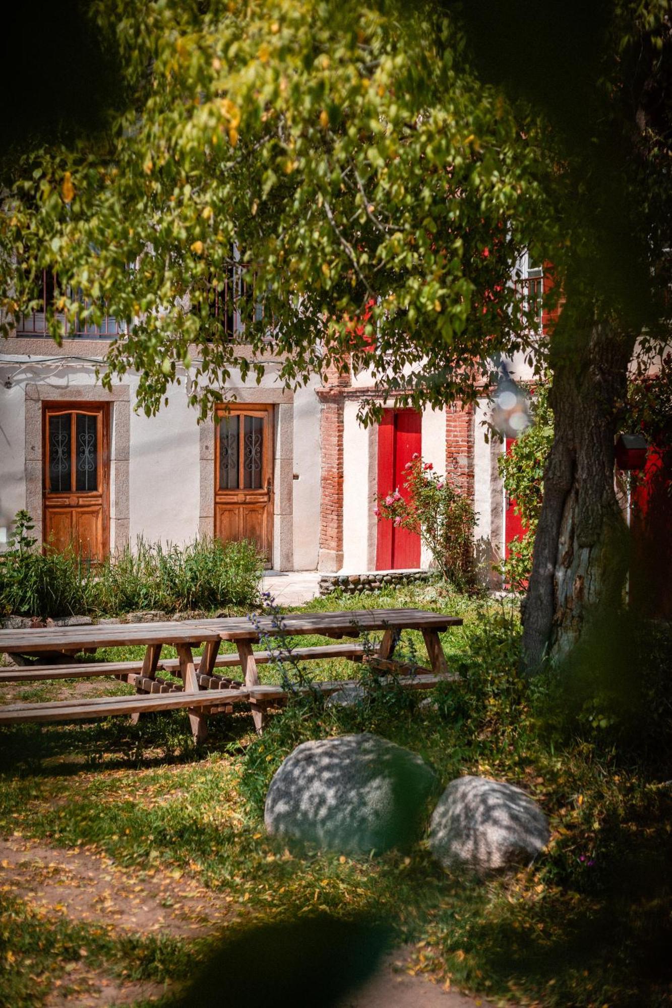 La Grande Maison Rouge Angoustrine Exterior photo